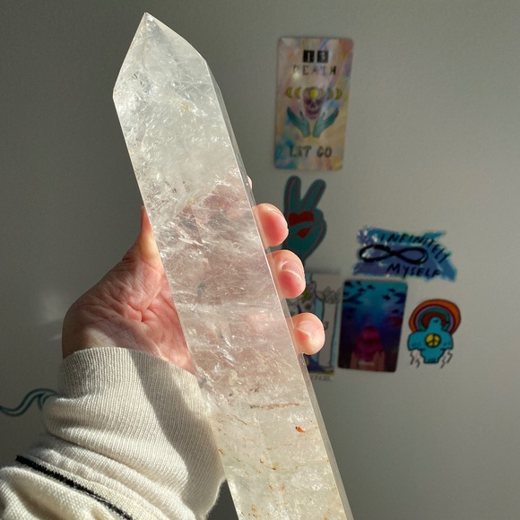 XL TALL Clear Quartz Tower! FULL of sparkles! Ethically mined! Crown chakra! - Picture 2 of 4